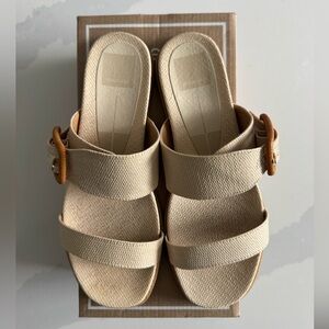 Wheat Women's Sandals